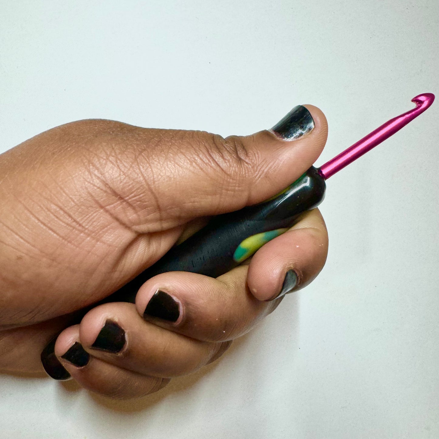 Smooshy Checkers Sparkle Mood Hook - Color Changing Crochet Hook