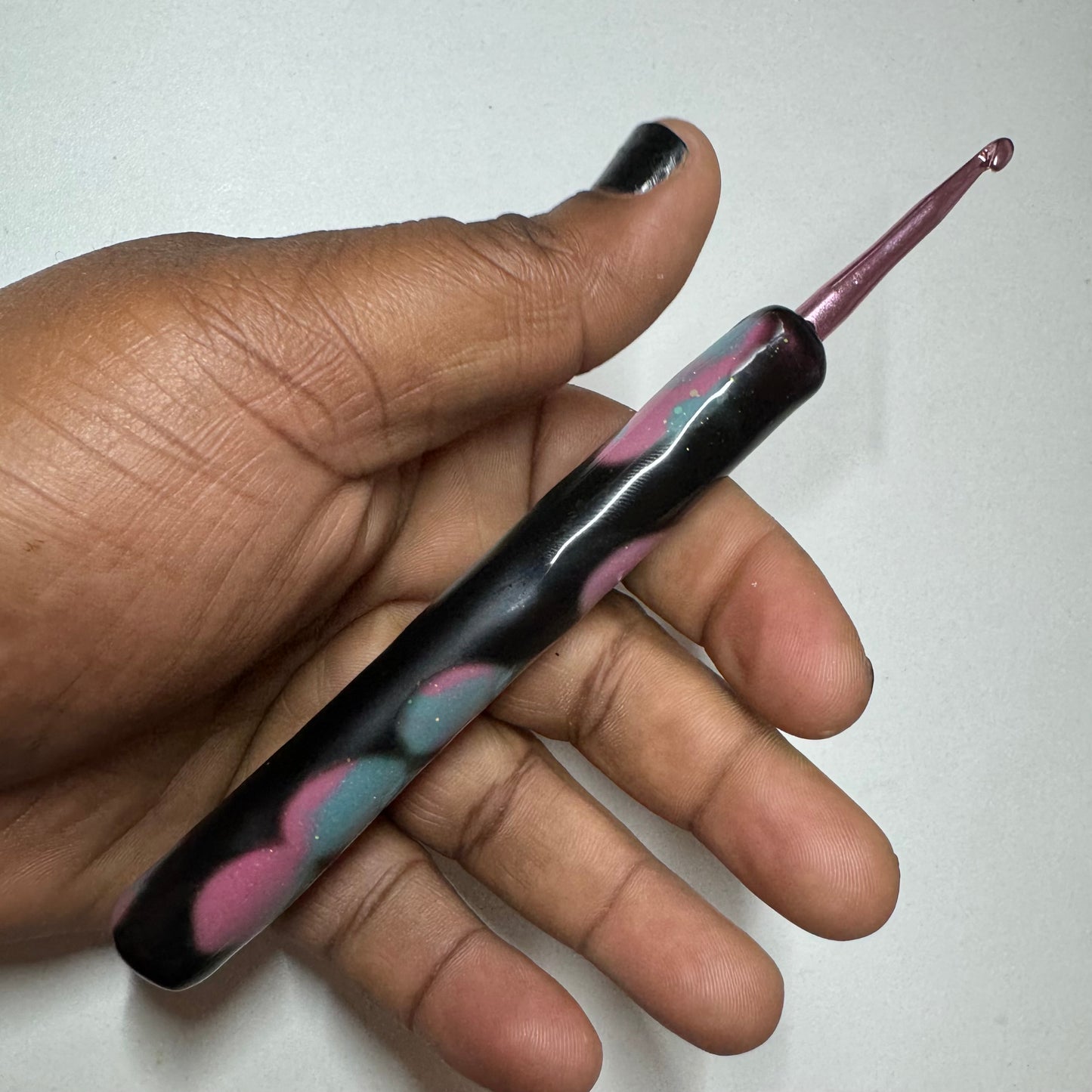 Cotton Candy Sparkle Mood Hook - Color Changing Crochet Hook