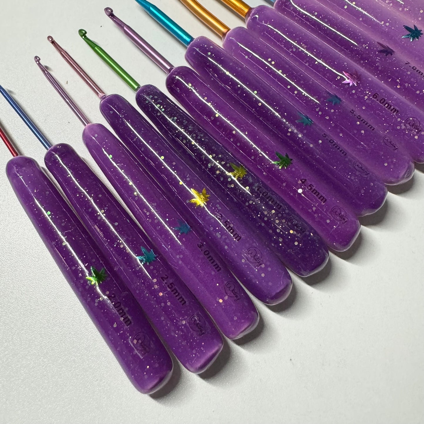 Sunshine Pink to Purple Hook - Leaf