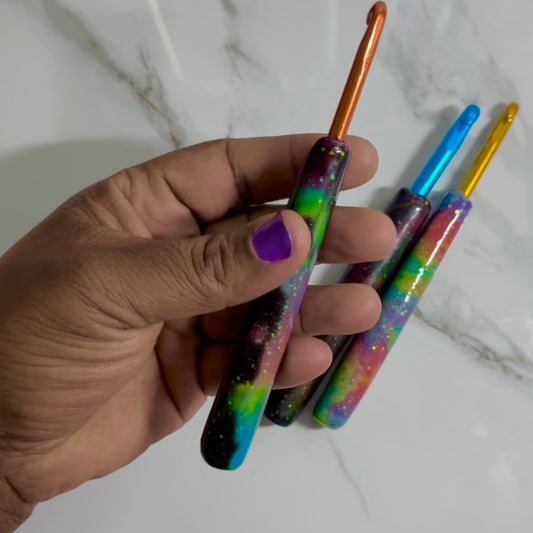 Rainbow Sparkle Mood Hook - Color Changing Crochet Hook